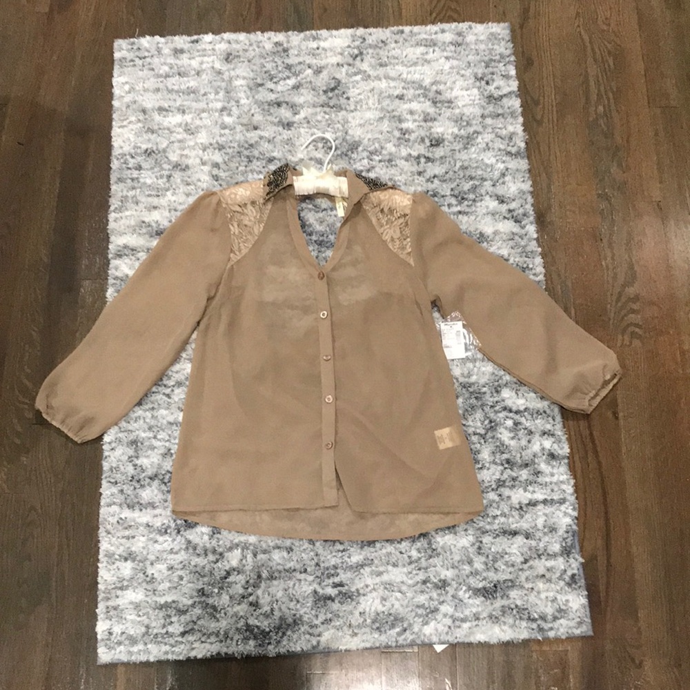 NWT Dressy Sheer Open Back Shirt